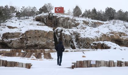Sivas'ta kar yağışı ve soğuk hava etkili oluyor