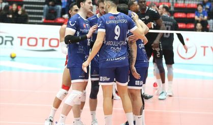 Voleybol: SMS Grup Efeler Ligi