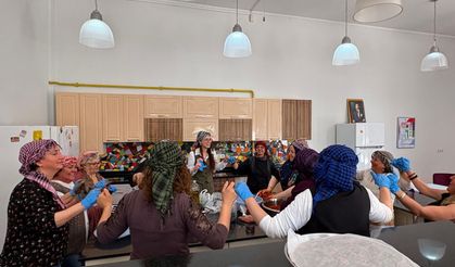 Anneler Çiğ Köfte Atölyesinde Bir Araya Geldi