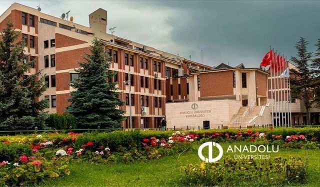 Anadolu Üniversitesi'nden jet cevap