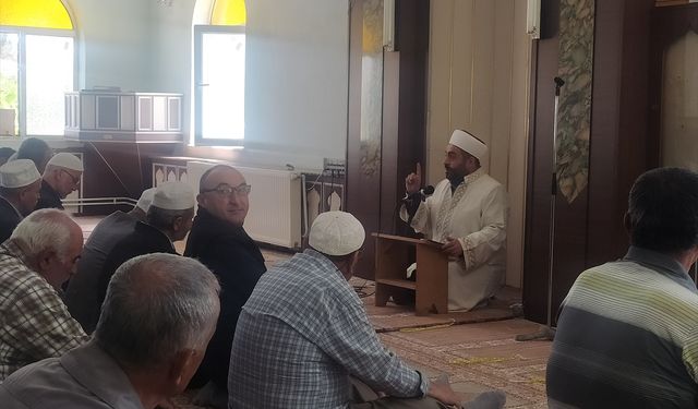 Beyşehir'de çiftçiler yağmur duasında buluştu