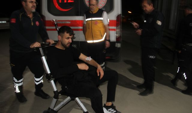 Beyşehir'de parktaki kavgada bıçaklanan genç yaralandı