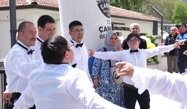 Çankırı'da engelli bireylerin istihdam edildiği "Bizim Kafe" açıldı