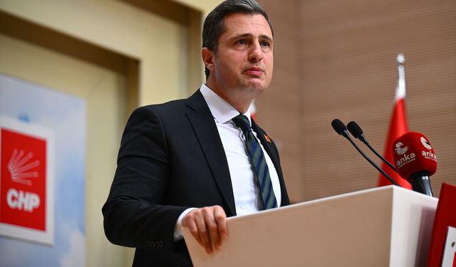 CHP Sözcüsü Yücel, MYK gündemine ilişkin basın toplantısı düzenledi: