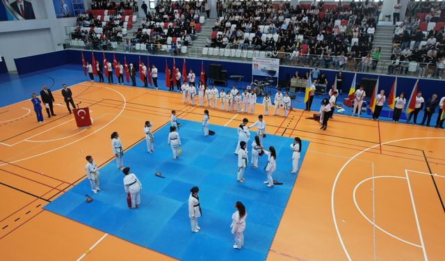 Çubuk’ta 19 Mayıs Atatürk'ü Anma, Gençlik ve Spor Bayramı etkinliklerle kutlandı.
