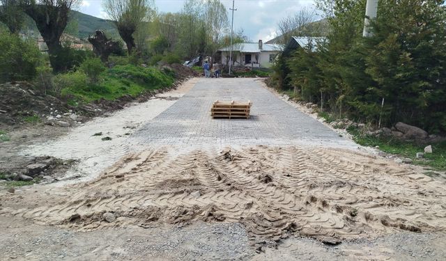 Dodurga Beldesinde parke taşı çalışmaları hız kazandı