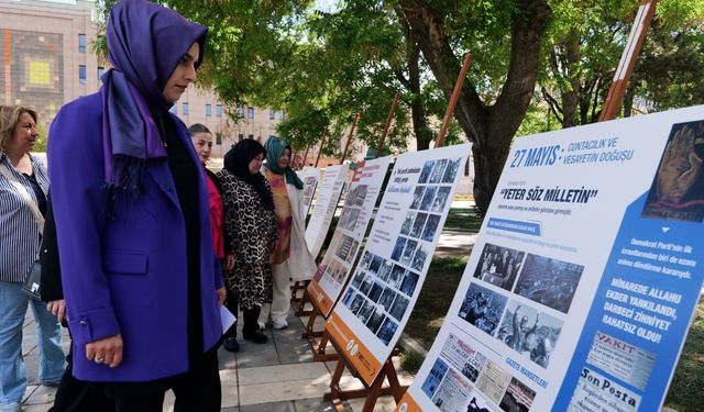 Eskişehir'de "27 Mayıs: Cuntacılık ve Vesayetin Doğuşu" sergisi açıldı