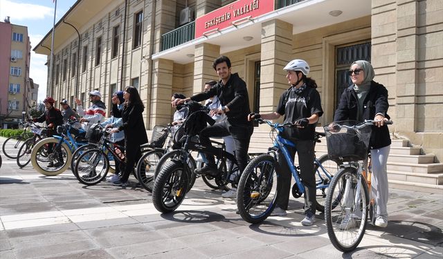 Eskişehir'de Yunus Emre Hoşgörü Bisiklet Turu düzenlendi
