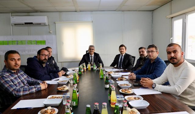 Niğde Valisi Çelik, Karaman-Ulukışla hızlı tren hattını inceledi