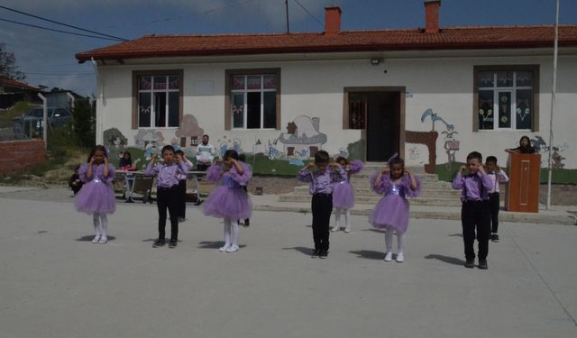 Şabanözü'nde okuma bayramı ve mezuniyet töreni yapıldı