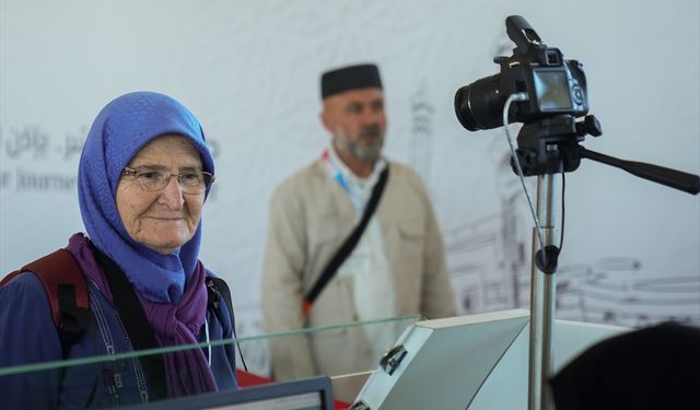 Suudi Arabistan'ın Ankara Büyükelçisi Abu Al-Nasr, Esenboğa'da hacı adaylarını uğurladı