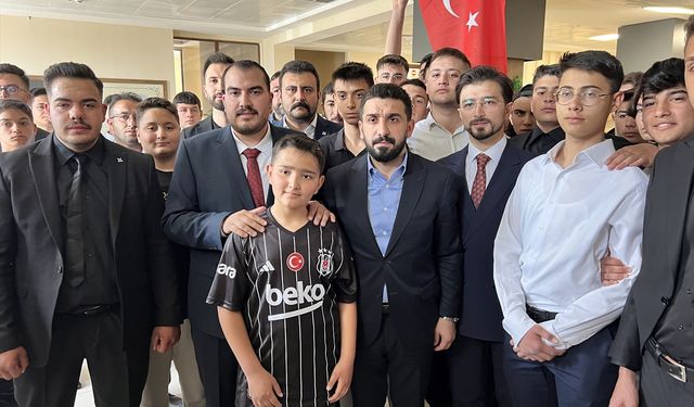 TÜGVA Genel Başkanı Beşinci, Niğde İl Temsilciliği 5. Olağan Kongresi'nde konuştu: