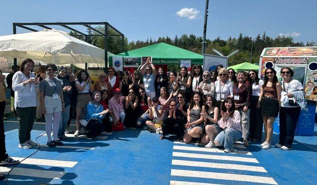 TÜKD Eskişehir Şubesinden 19 Mayıs Atatürk'ü Anma, Gençlik ve Spor Bayramı etkinliği