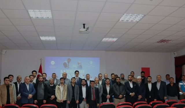 Ulaş Kaymakamı Eskimez müftülük çalışanlarıyla bir araya geldi
