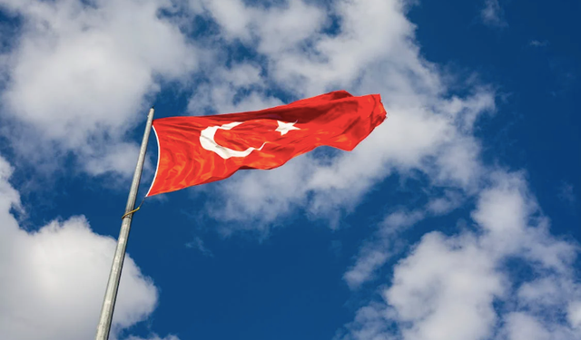 Pek çok ilde 19 Mayıs Atatürk'ü Anma, Gençlik ve Spor Bayramı kutlanıyor