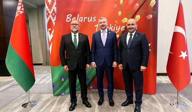 AK Parti İl Başkanı Albayrak, Belarus Cumhuriyeti Bağımsızlık Günü resepsiyonuna katıldı