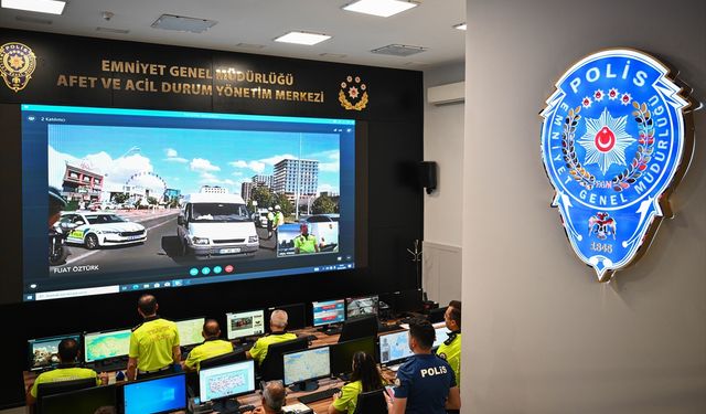 Bayram trafiği "Trafik İzleme Merkezi"nin anbean takibinde
