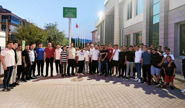 Beypazarı'ndaki 40 öğrenci "Çanakkale Bir Destandır Projesi"ne katıldı