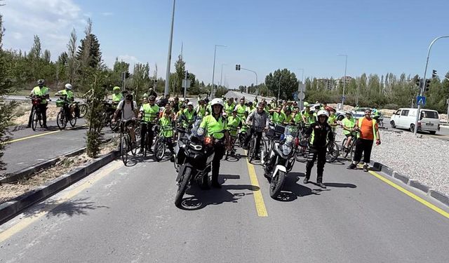 İç Anadolu'da 12. Yeşilay Bisiklet Turu düzenlendi