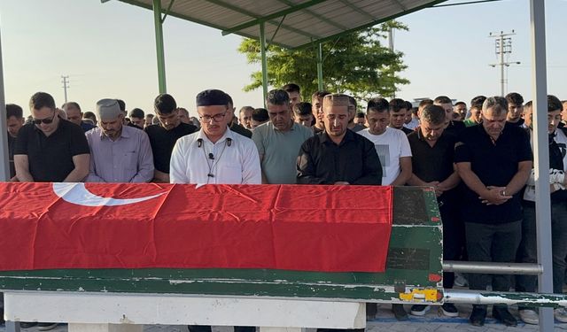 İran'da vefat eden bisikletçi Ayyorkun’un cenazesi memleketi Konya’da defnedildi