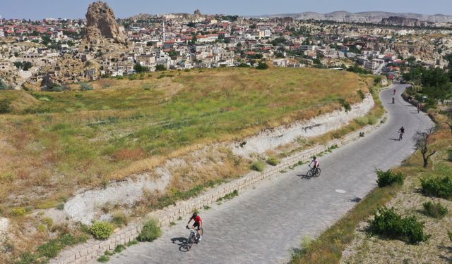 Kapadokya Bisiklet Festivali'nde 50 kilometrelik parkurdaki yarışlar başladı