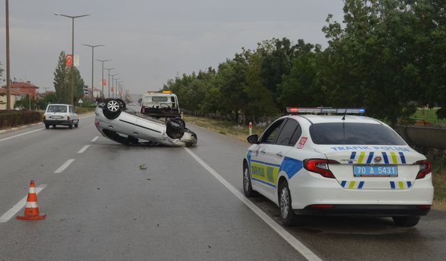 Karaman'da takla atan otomobildeki 4 kişi yaralandı