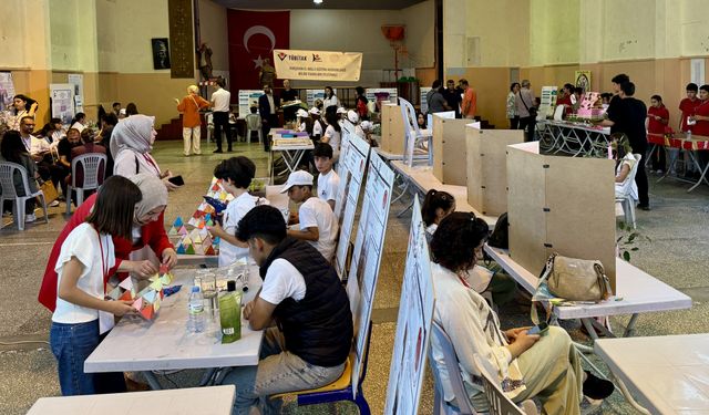 'TÜBİTAK 4006-C Bilim Fuarı Festivali' açıldı