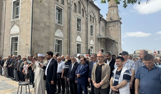 Mavi Marmara saldırısında ve Gazze'de hayatını kaybedenler Kayseri'de anıldı