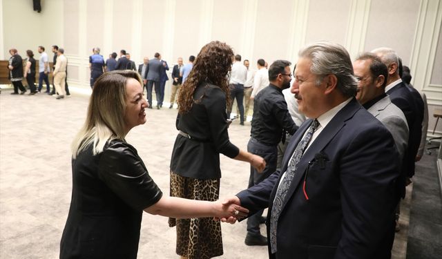 Melikgazi Belediye Başkanı Palancıoğlu, belediye personeliyle bayramlaştı