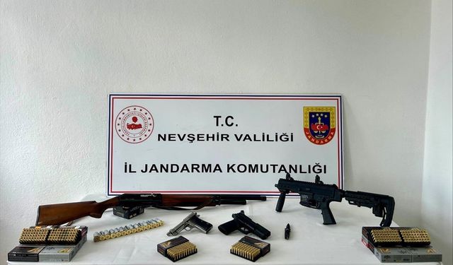 Nevşehir'de ruhsatsız silah operasyonunda 2 şüpheli yakalandı