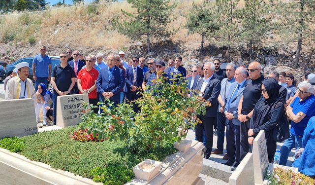 Türkiye Halter Federasyonunun eski başkanı Kenan Nuhut, kabri başında anıldı