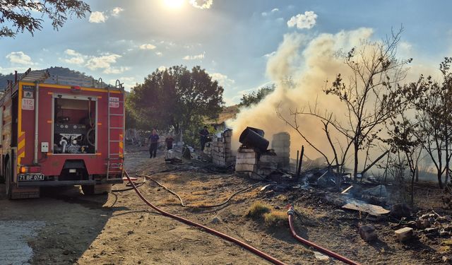 Bahşılı'da barakada çıkan yangın söndürüldü