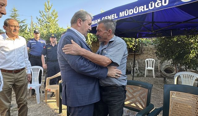 BBP Genel Başkanı Destici, Eskişehir'de yangın bölgesini ziyaret etti: