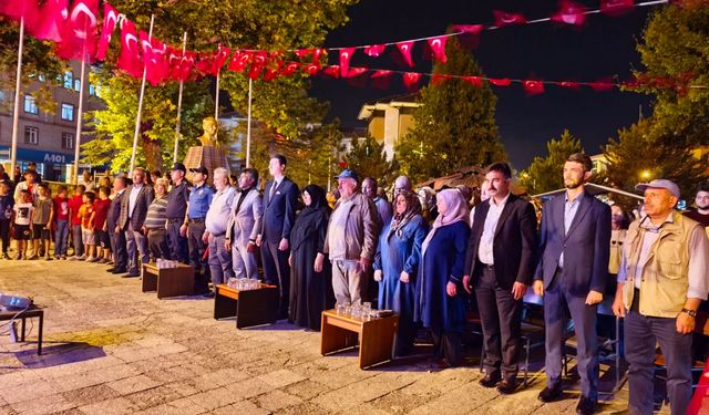 Karakeçili'de 15 Temmuz Demokrasi ve Milli Birlik Günü dolayısıyla yürüyüş düzenlendi