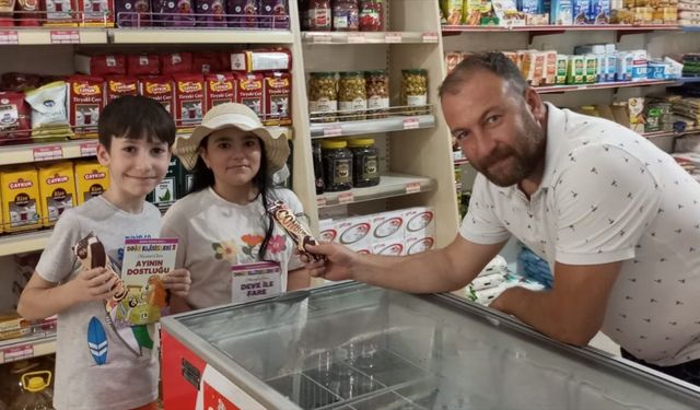 Seydişehir'de market işletmecisi kitap okuyan çocukları ödüllendiriyor