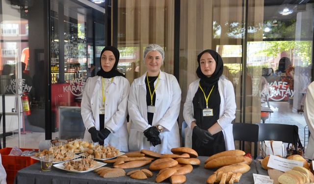 "Tam Buğday Ekmeği Yaygınlaştırma Kampanyası" pilot il seçilen Konya'da başladı