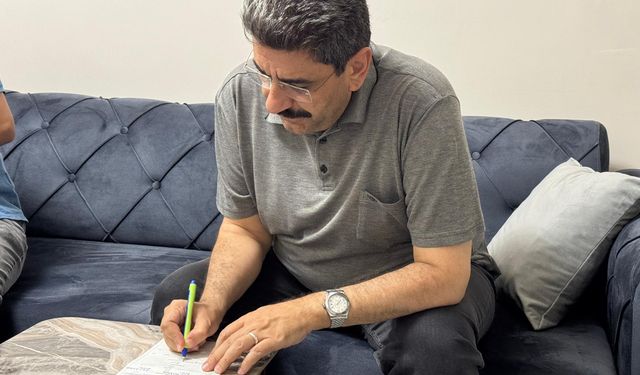 AK Parti Sivas Milletvekili Aksu, 'Kapı kapı dolaşarak partimize yeni üyeler kazandırıyoruz'