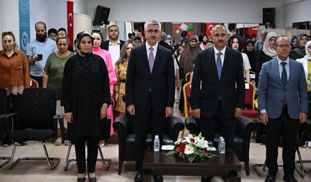 Ankara'da Filistinli öğrenciler Yaz Okulu Kapanış Programı düzenledi