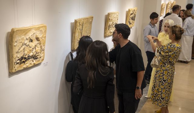Başkentte 'Dinle, Hisset, Keşfet' sergisi sanatseverlerle buluştu