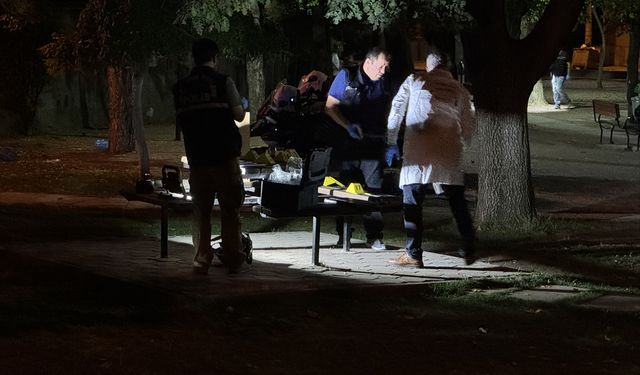 GÜNCELLEME - Eskişehir'de çıkan silahlı kavgada 2 kişi öldü, 1 kişi yaralandı