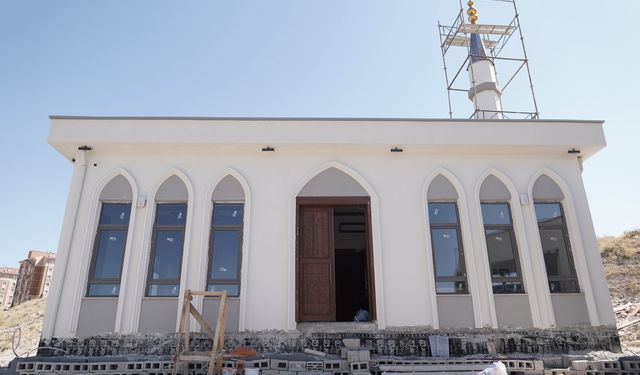 Kayseri'de İlmi Ayet Aksoy-İsmail Aksoy Cami inşaatında sona yaklaşıldı