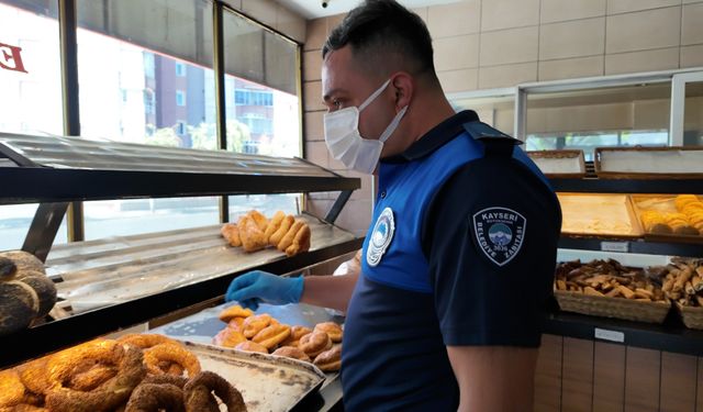 Kayseri'de zabıta ekiplerinden gramaj, fiyat etiketi ve terazi kontrolü