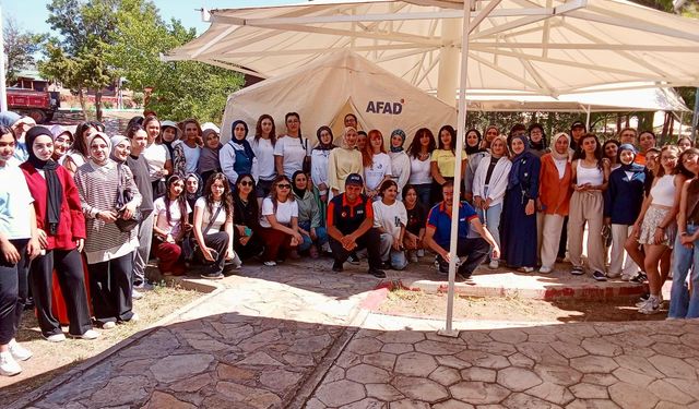Kırşehir Ahi Evran Gençlik Kampı'nda afet eğitimi verildi
