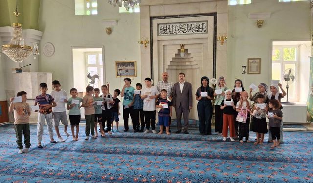 Mihalgazi'de yaz Kur'an kursu kurslarının kapanış programı düzenlendi