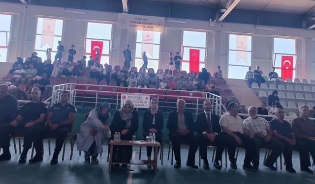 Özvatan'da 'Yaz Kur'an Kursu Çocuk Şenliği' düzenlendi