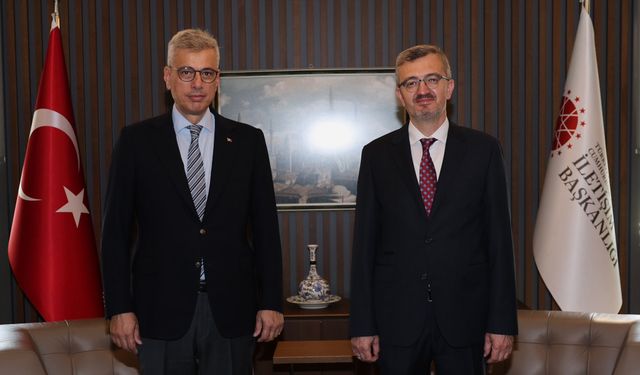 Sağlık Bakanı Memişoğlu, Cumhurbaşkanlığı İletişim Başkanı Duran ile bir araya geldi