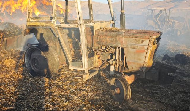 Sivas'ta çıkan yangında 4 traktör ve 5 römork kullanılamaz hale geldi