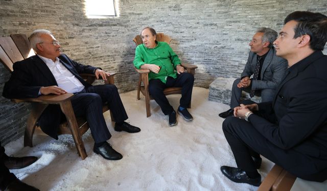 Aksaray Valisi Kumbuzoğlu, Eskil'deki Tuz Gölü Oba Çadırları'nı ziyaret etti