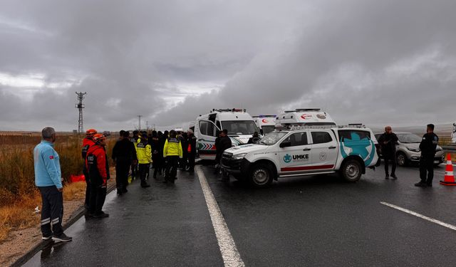 Aksaray'da trafik kazasında 2 asker şehit oldu, 1 kişi öldü
