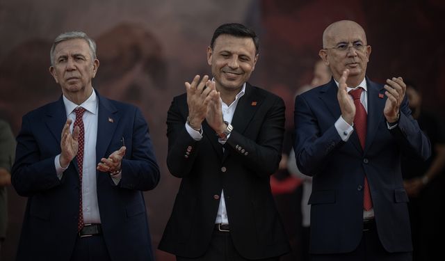 CHP Genel Başkanı Özel, partisinin Ankara'daki mitinginde konuştu: